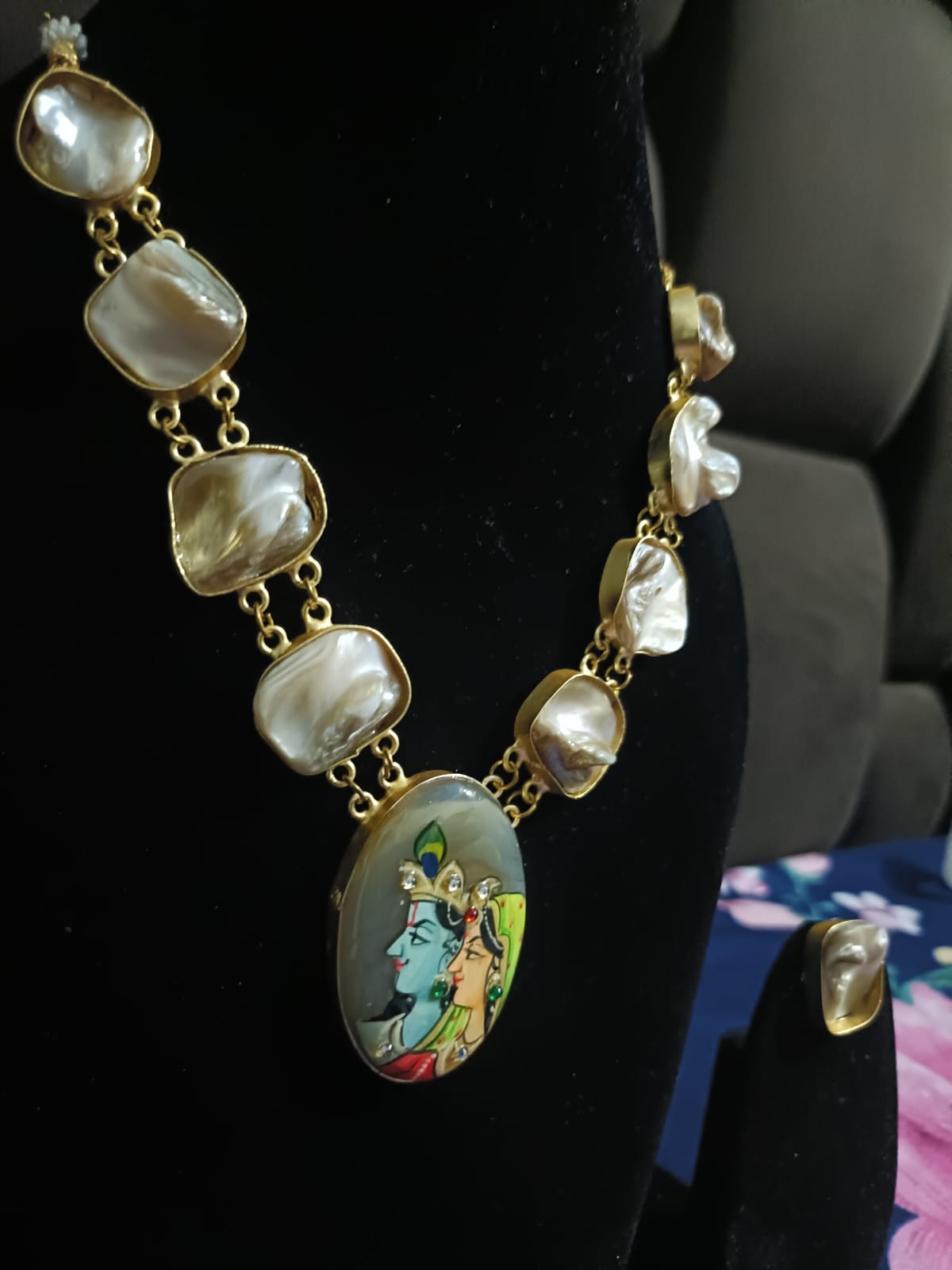 Royal Elegance Necklace Collection