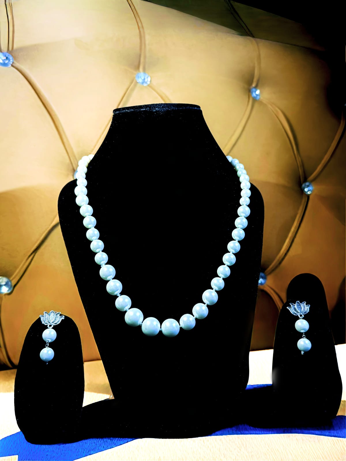 Elegant Pearl Necklace Set