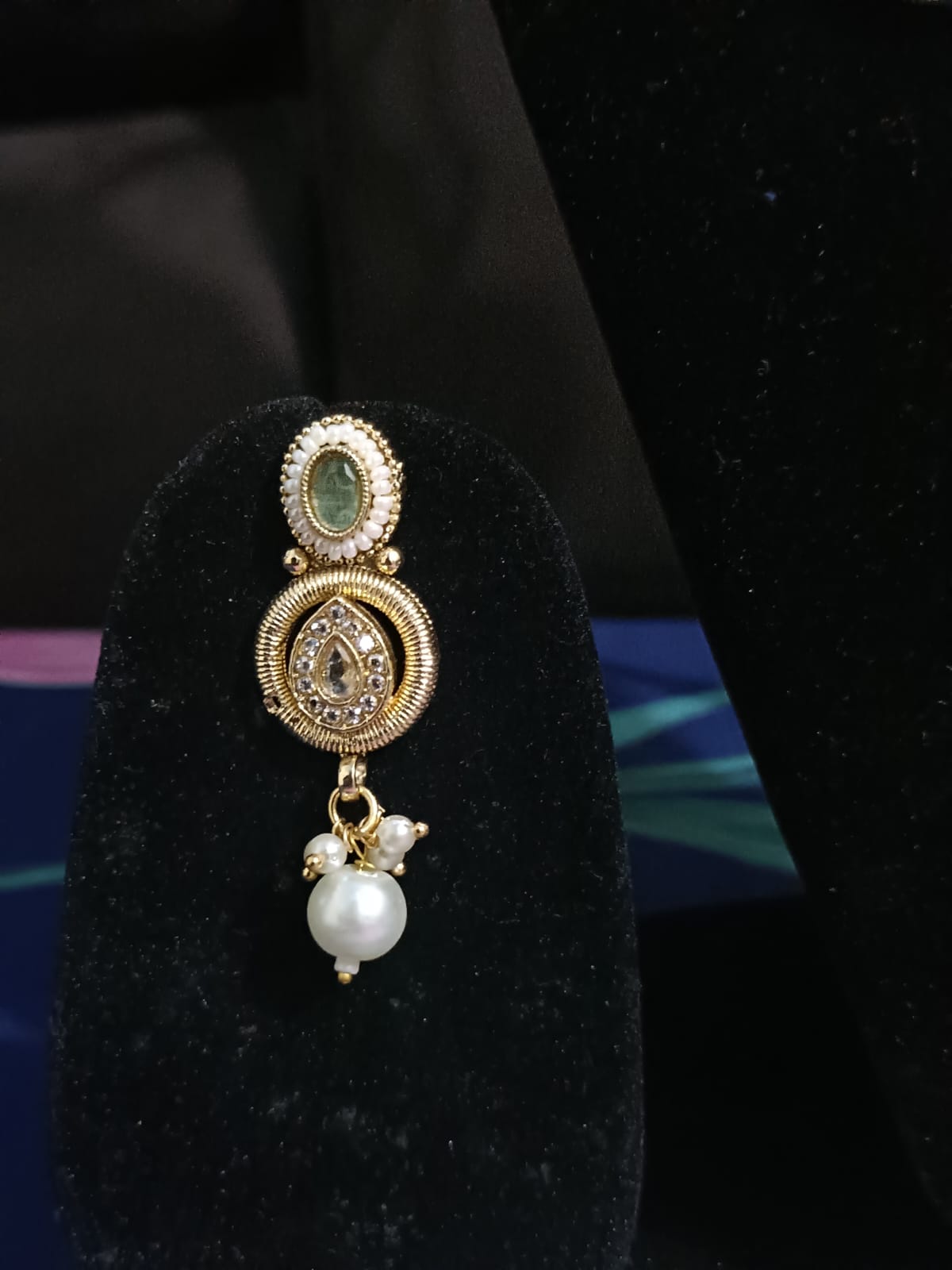 Royal Heritage Kundan Set