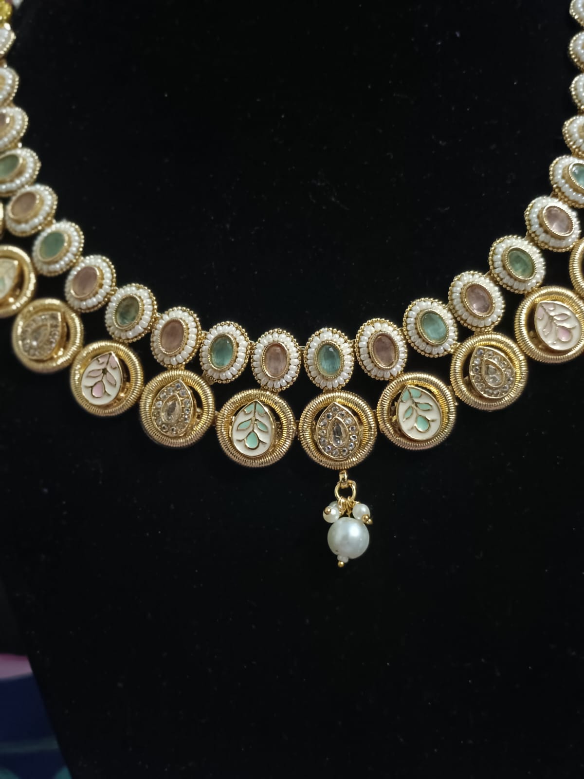 Royal Heritage Kundan Set